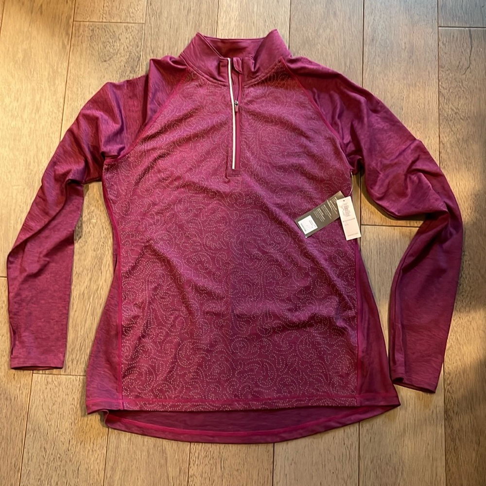 NWT Old Navy Active Go-Dry semi fitted shirt